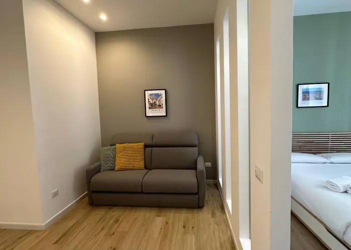 Casa Principe Amedeo 302 *